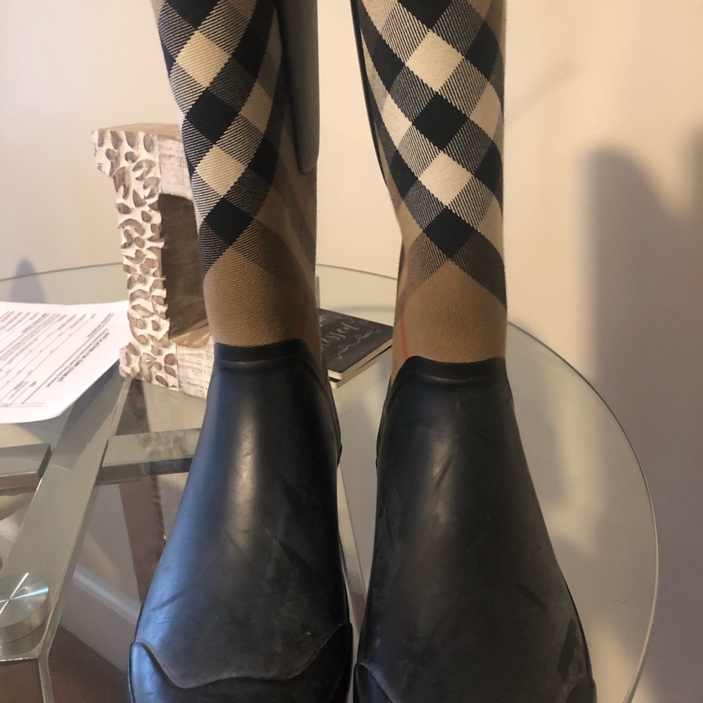 Authentic Burberry rain boots Burberry Brit